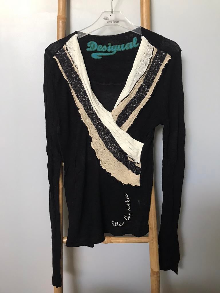 Pull fin Desigual noir col V. Taille L., Desigual, Porté, Noir