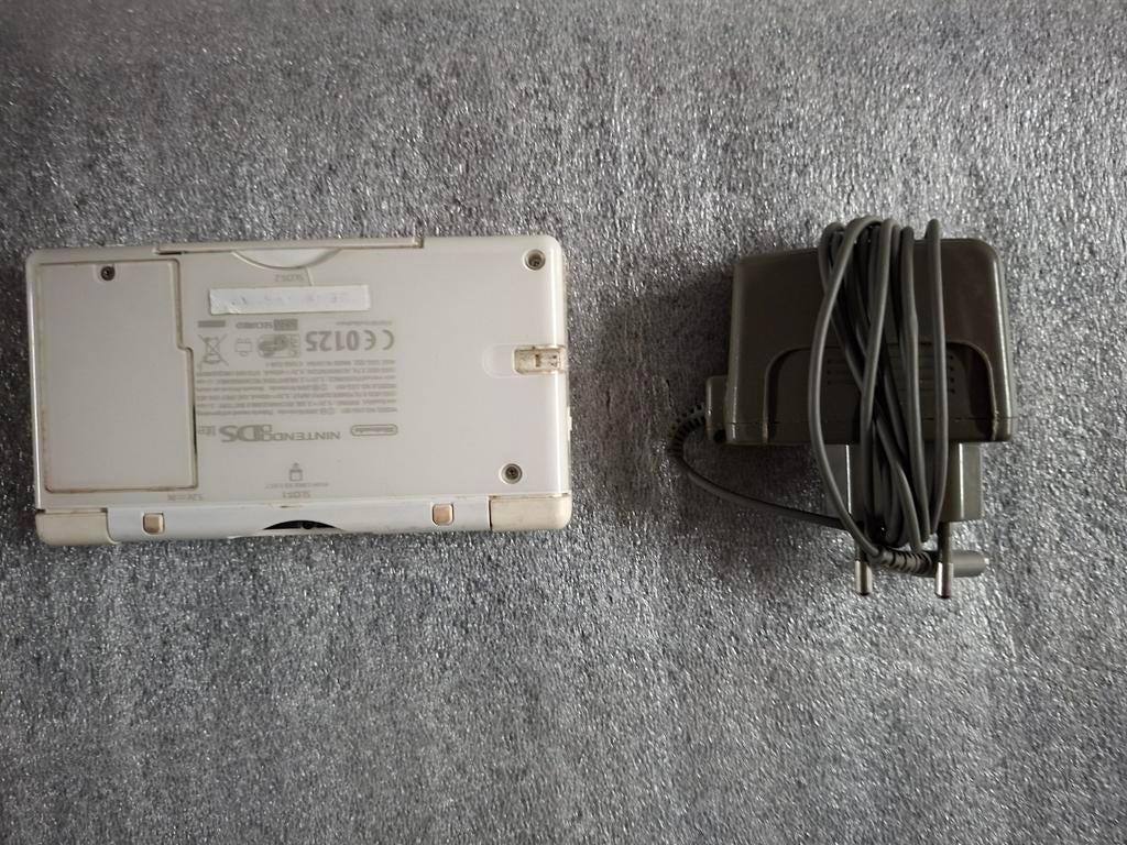 Nintendo DS lite vintage, Informatique & Logiciels, Enlèvement ou Envoi