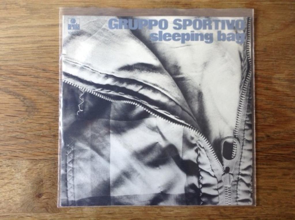 single gruppo sportivo, Enlèvement ou Envoi, Rock et Metal