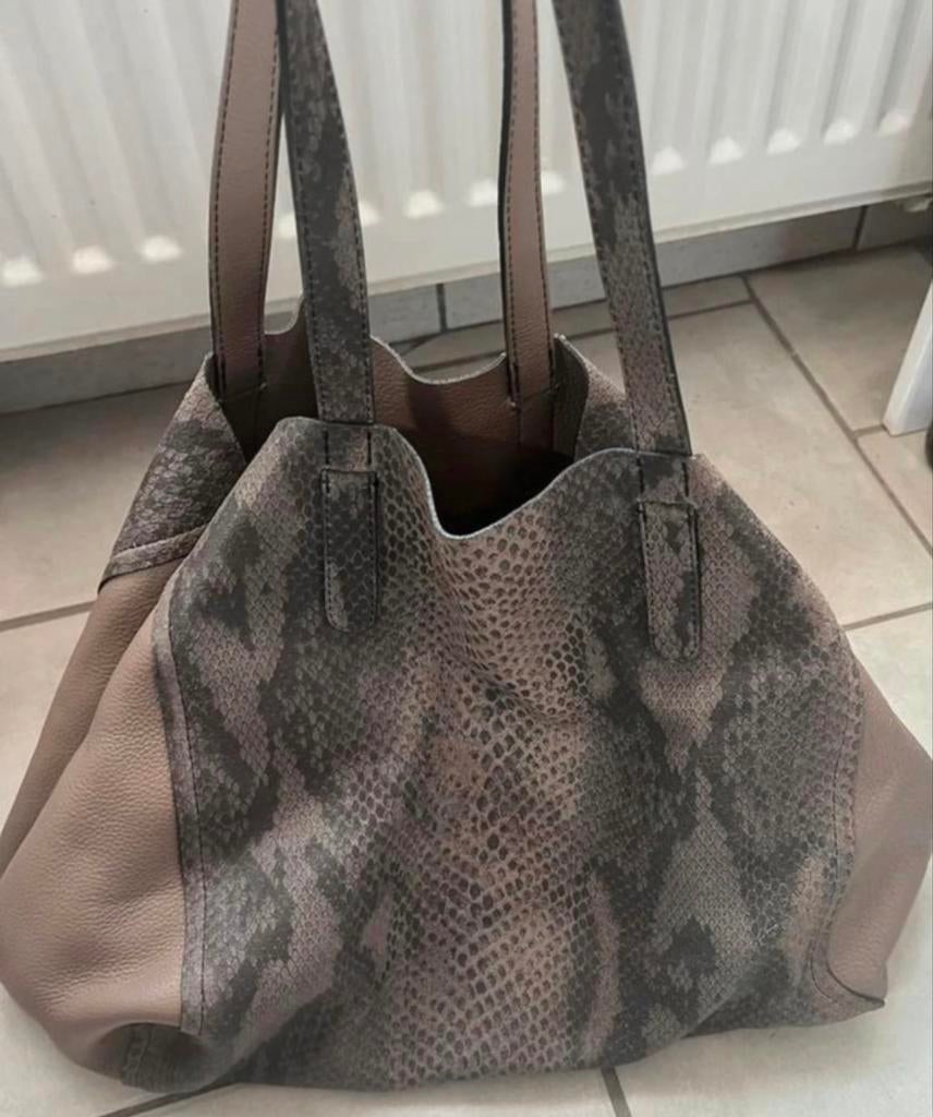 Sac a main « Gerard Darel » cuir souple avec 2 p, Enlèvement, Comme neuf