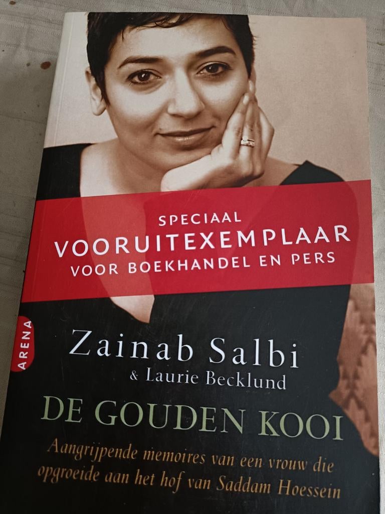 De gouden kooi, Ophalen of Verzenden, Zo goed als nieuw