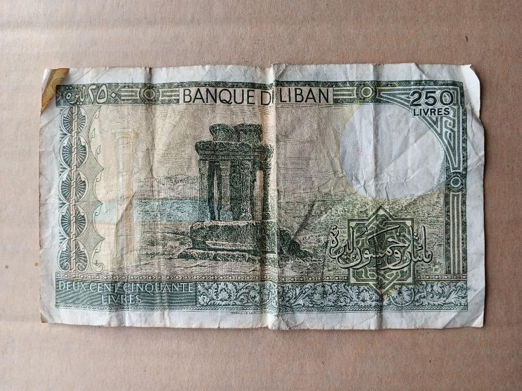 250 LIVRES LIBANON, Ophalen