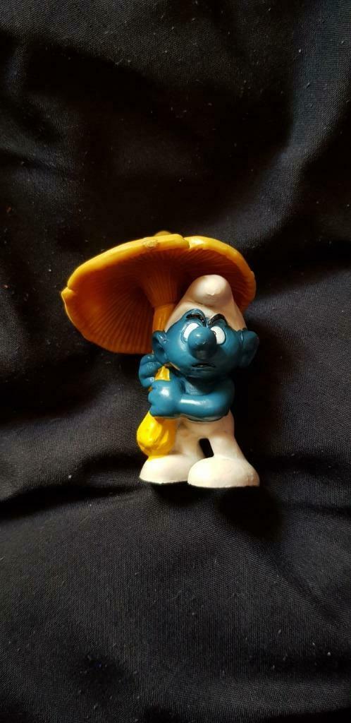 schtroumpf parapluie jaune, Collections, Enlèvement ou Envoi, Utilisé, Autres Schtroumpfs, Poupée, Figurine ou Peluche