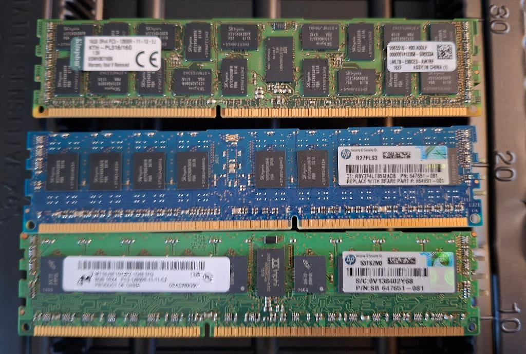 Lot DDR3 ECC Registered geheugen (128GB), Computers en Software, RAM geheugen, Gebruikt, Server, 8 GB, DDR3, Ophalen of Verzenden