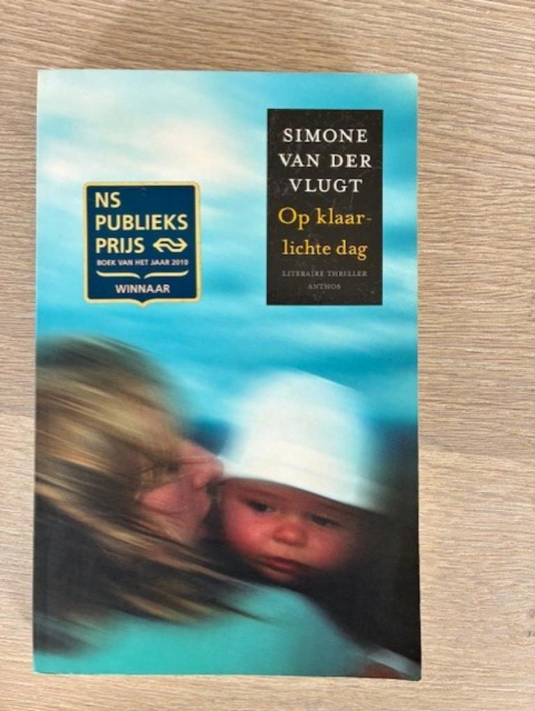 Op klaarlichte dag - publieksprijs NS, Enlèvement ou Envoi, Utilisé, Simone van der Vlugt, Belgique