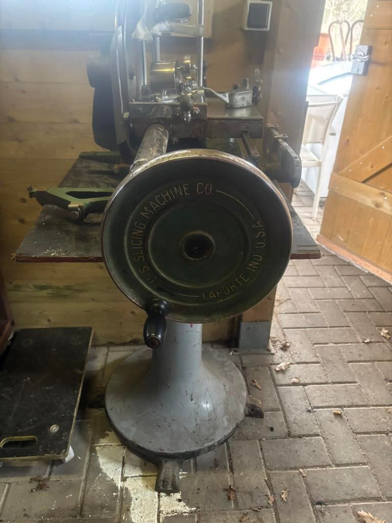 Berkel, Antiquités & Art, Enlèvement