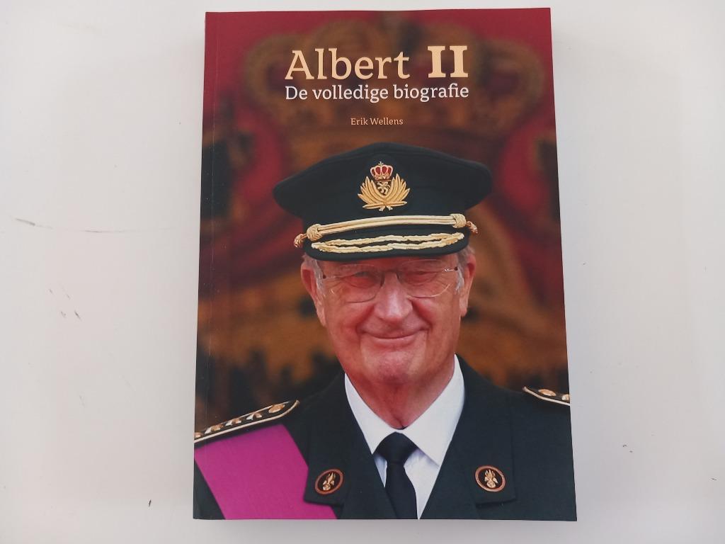 Livre, royauté, Roi Albert II, Belgique, Maison Royale, Collections, Enlèvement ou Envoi, Comme neuf, Magazine ou livre