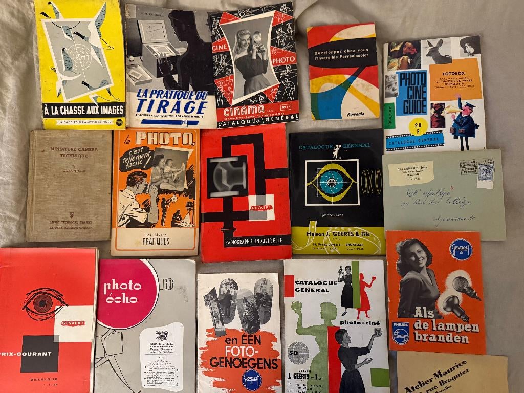 Belgische vintage tijdschriften en catalogi voor foto (14), Verzamelen, Overige Verzamelen, Verzenden