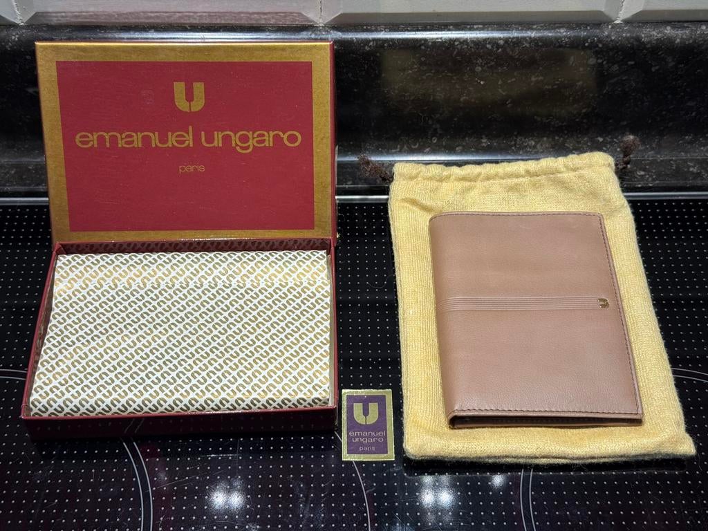 Vintage Emanuel Ungaro portemonnee, Overige merken, Beige, Nieuw, Ophalen of Verzenden