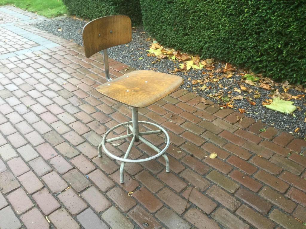 Vintage industriele bureaustoel, Ophalen