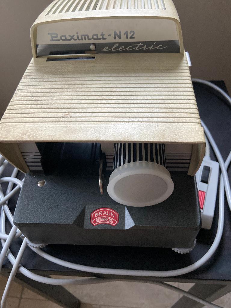 Diaprojector Braun nornberg vintage, Enlèvement