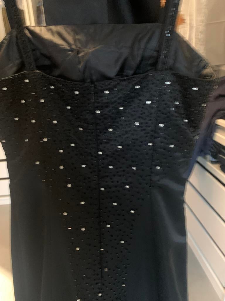 Belle robe de ceremonie, Enlèvement, Comme neuf