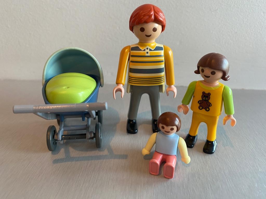 Playmobil familie, Kinderen en Baby's, Speelgoed | Playmobil, Ophalen of Verzenden, Zo goed als nieuw
