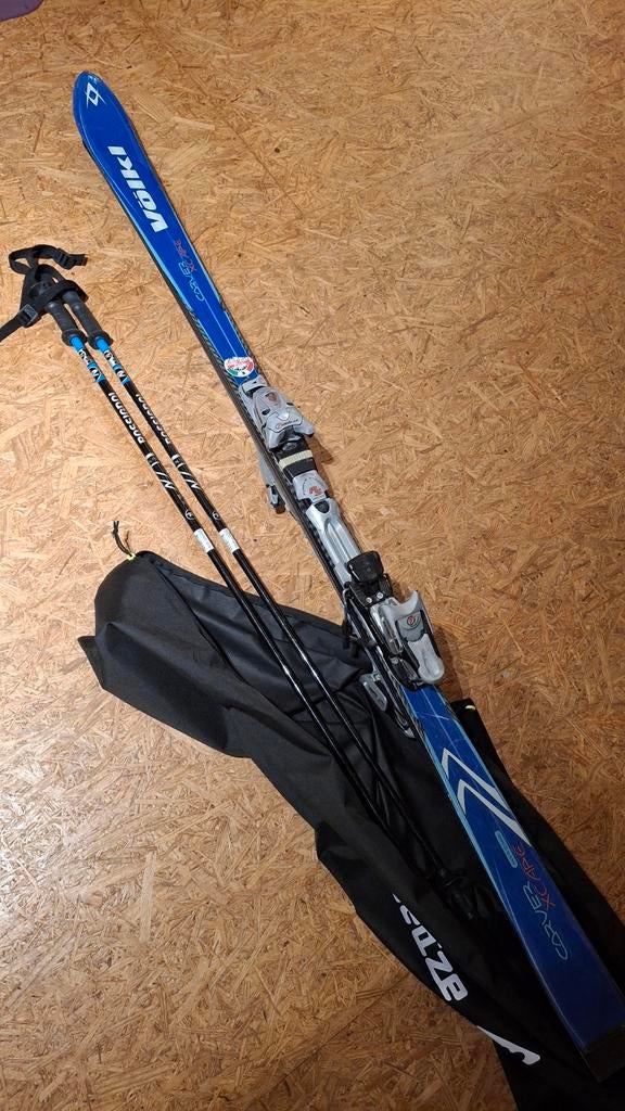 SKIS   VÖLKL CARVER 185, Ophalen, Stokken