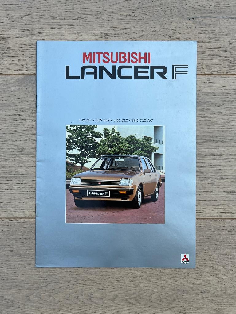 MITSUBISHI LANCER FOLDERS, Ophalen of Verzenden, Mitsubishi