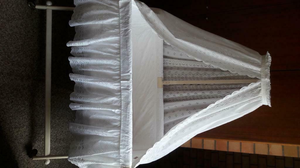 Babywieg met matras en bekleding, Ophalen of Verzenden, Gebruikt, Wieg