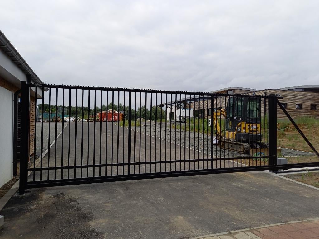 Zelfdragende industriële poort van 3 tot 12m dubbele vleugel, Met poort, Overige typen, Nieuw, Ophalen of Verzenden
