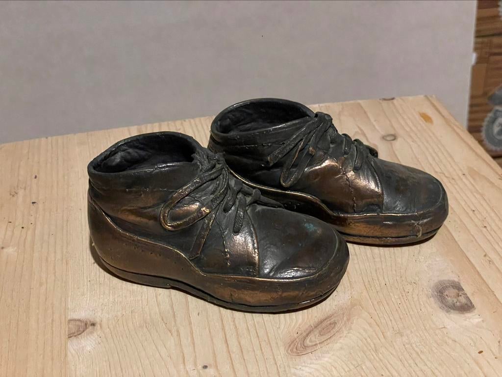 Chaussures de bébé vintage en bronze, Enlèvement ou Envoi