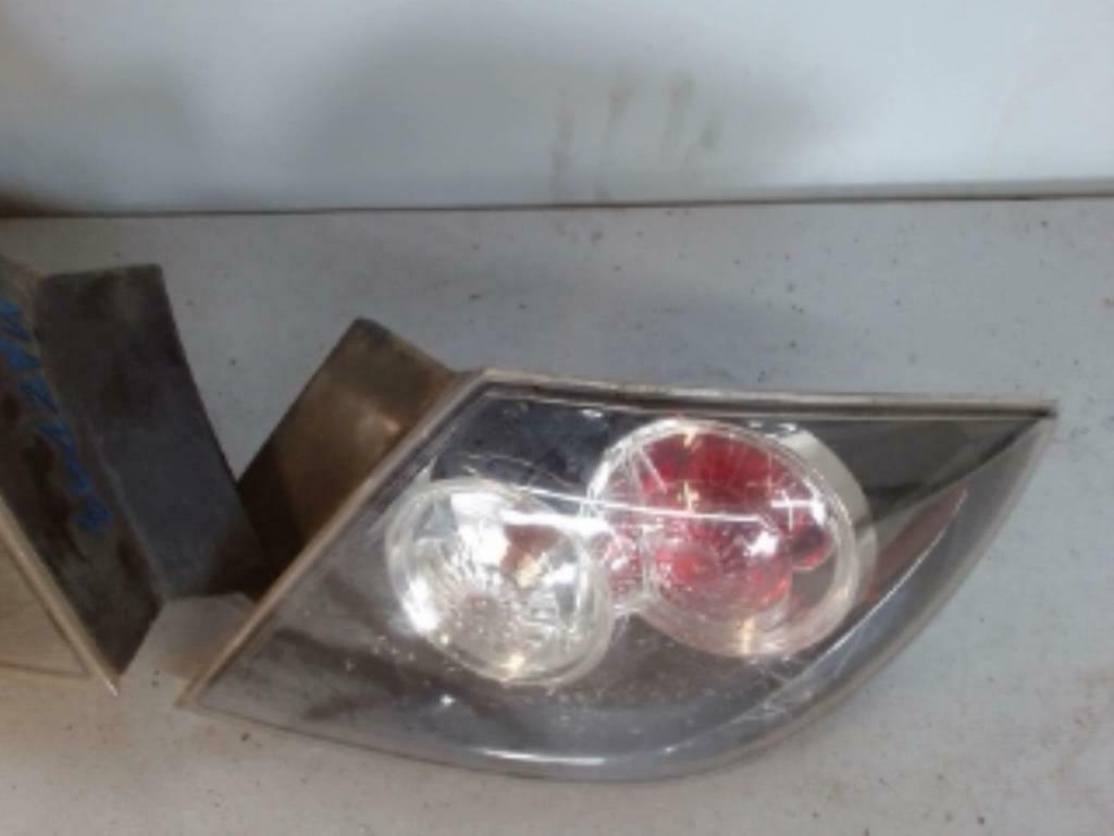 Feu arrière secondaire droit Mazda 3 2003-2006 LP/12575, Ophalen of Verzenden, Gebruikt, Mazda