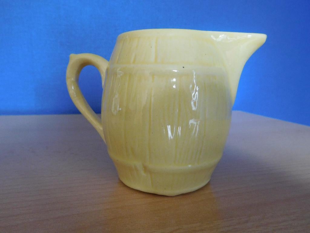 Ancien pot à lait forme tonneau, Enlèvement ou Envoi, Comme neuf, Récipient(s)