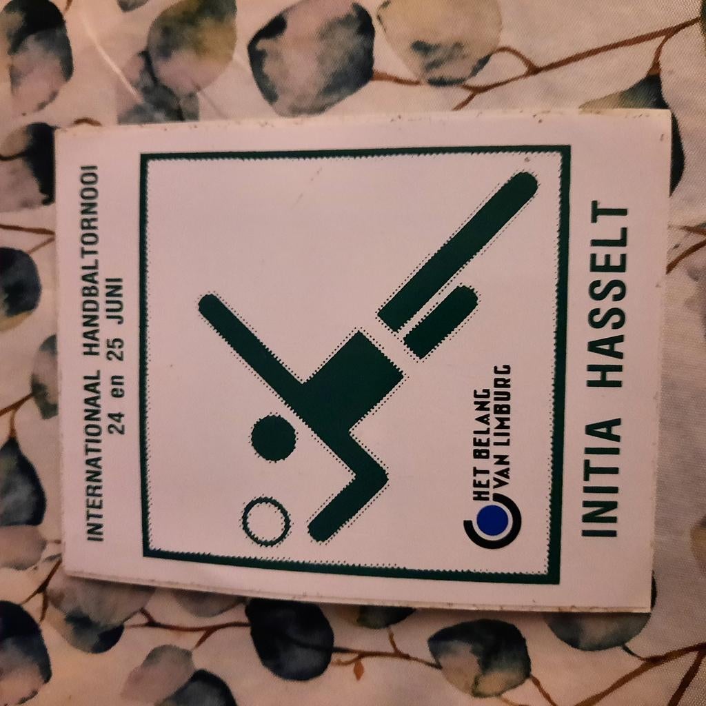 Initia Hasselt, Verzamelen, Ophalen