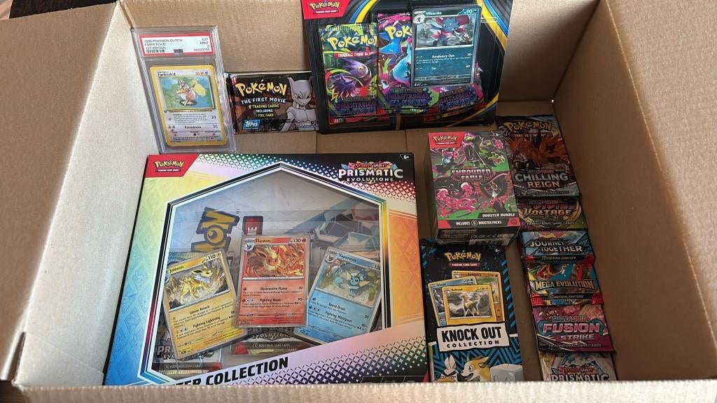 Pokemon Mystery Box - 200 euro - GRATIS VERZENDING, Ophalen of Verzenden, Booster