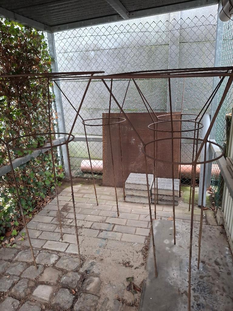 5 prachtige degelijke plantensteunen 70€ alles samen, Ophalen, Gebruikt