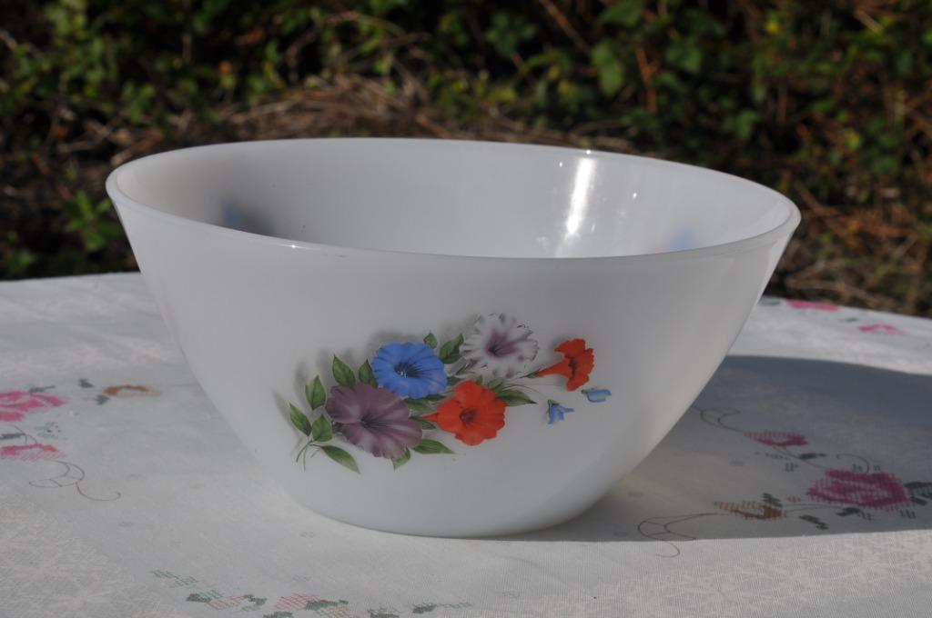 §   plat saladier arcopal decor bouquet, Enlèvement ou Envoi, Comme neuf, Autres matériaux, Récipient(s)
