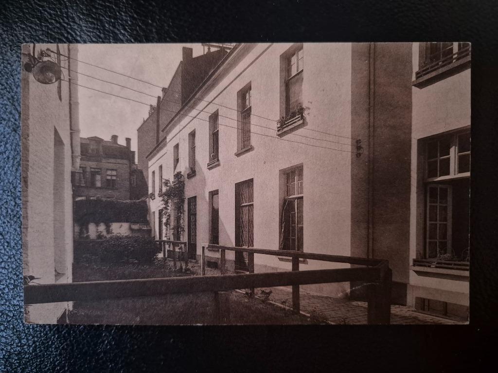 Postkaart Antwerpen Godshuis St Nicolaus, Ophalen of Verzenden, 1920 tot 1940, Ongelopen, Antwerpen