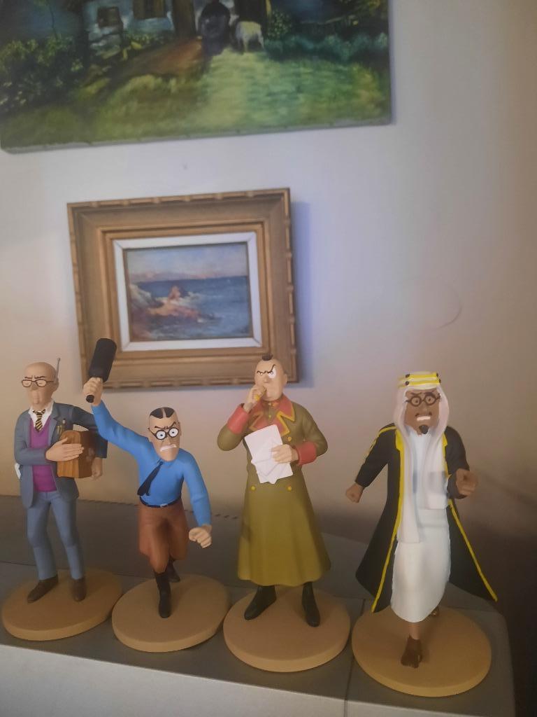 40 figurines Tintin Hergé Moulinsart, Enlèvement ou Envoi, Neuf, Autres types