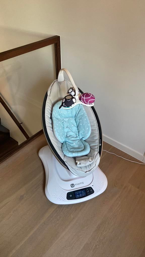 4moms babyswing met inlegkussentje, Gebruikt, Schommelstoel, Verstelbaar, Ophalen