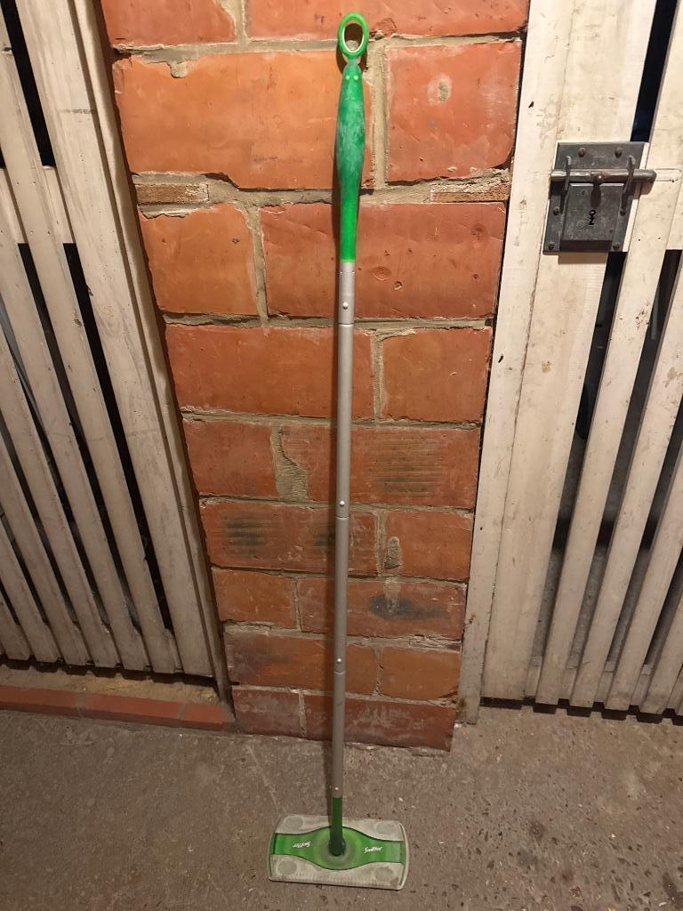 Swiffer stok, Huis en Inrichting, Schoonmaakartikelen, Ophalen, Mop of Dweil