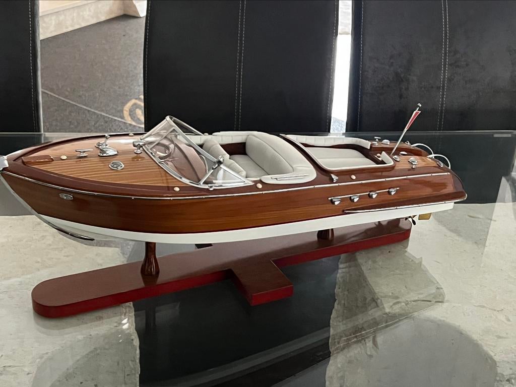 Modelboot, Ophalen, Zo goed als nieuw
