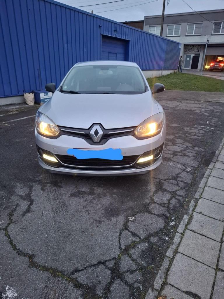 Renault Mégane, Achat, Boîte manuelle, 5 portes, Particulier
