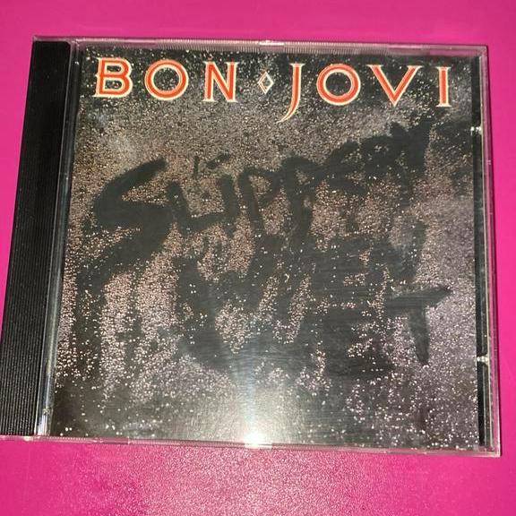 EN PARFAIT ÉTAT CD BON JOVI/GLISSANT QUAND IL EST MOUILLÉ !, Enlèvement ou Envoi