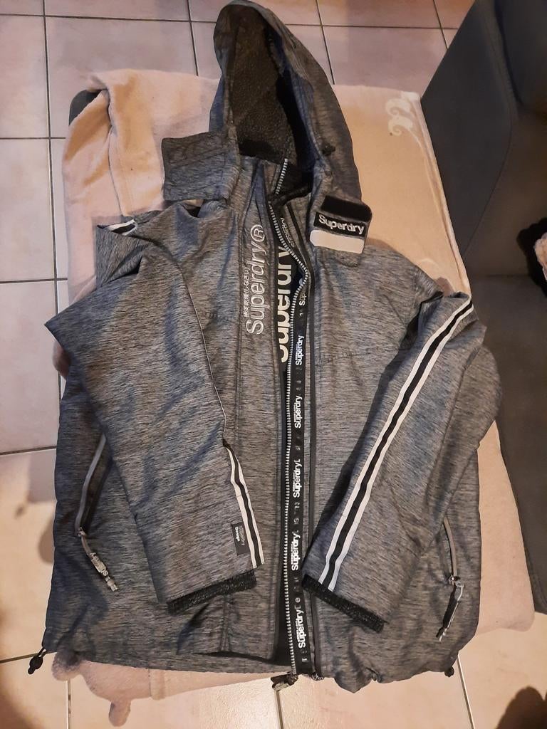 Veste hiver  Superdry 2Xl homme, Vêtements | Hommes, Vestes | Hiver, Porté, Autres tailles, Gris, Enlèvement