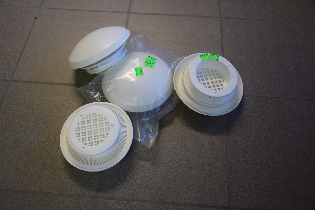Grilles de ventilation de toit neuve - installation possible, Caravanes & Camping, Camping-car Accessoires, Neuf, Enlèvement