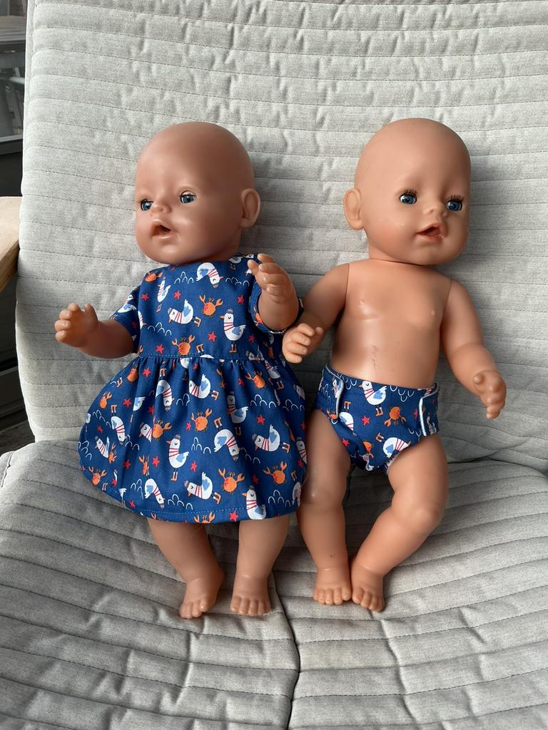 37. Babyborn : Nieuw blauw jurkje met meeuwen + pampertje, Ophalen of Verzenden, Nieuw, Babypop