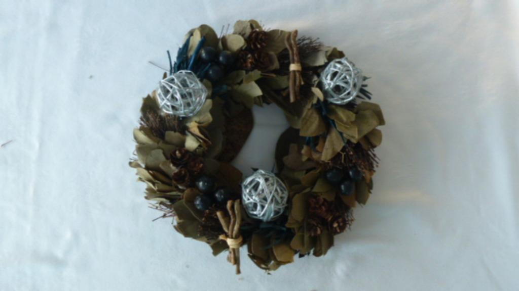 kerstversiering kerstmis kerstkrans diameter : 23 cm, Ophalen of Verzenden, Zo goed als nieuw