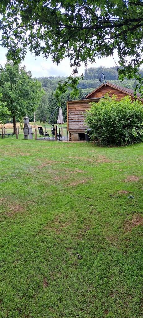 Te huur in Ardennen,  Hotton, zeer rustig gelegen, Tv