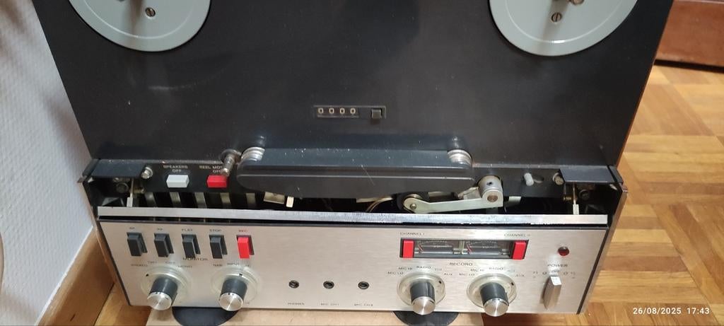 Revox High Fidelty, Ophalen, Zo goed als nieuw