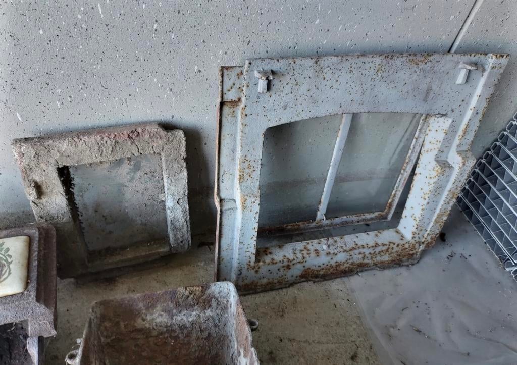 Gietijzeren dakraam, Ophalen, Gebruikt, Dakraam