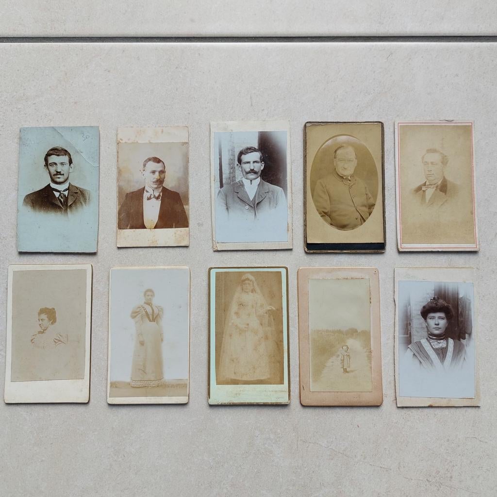 Lot oude portretfoto's op karton, Verzamelen, Foto's en Prenten, Ophalen of Verzenden