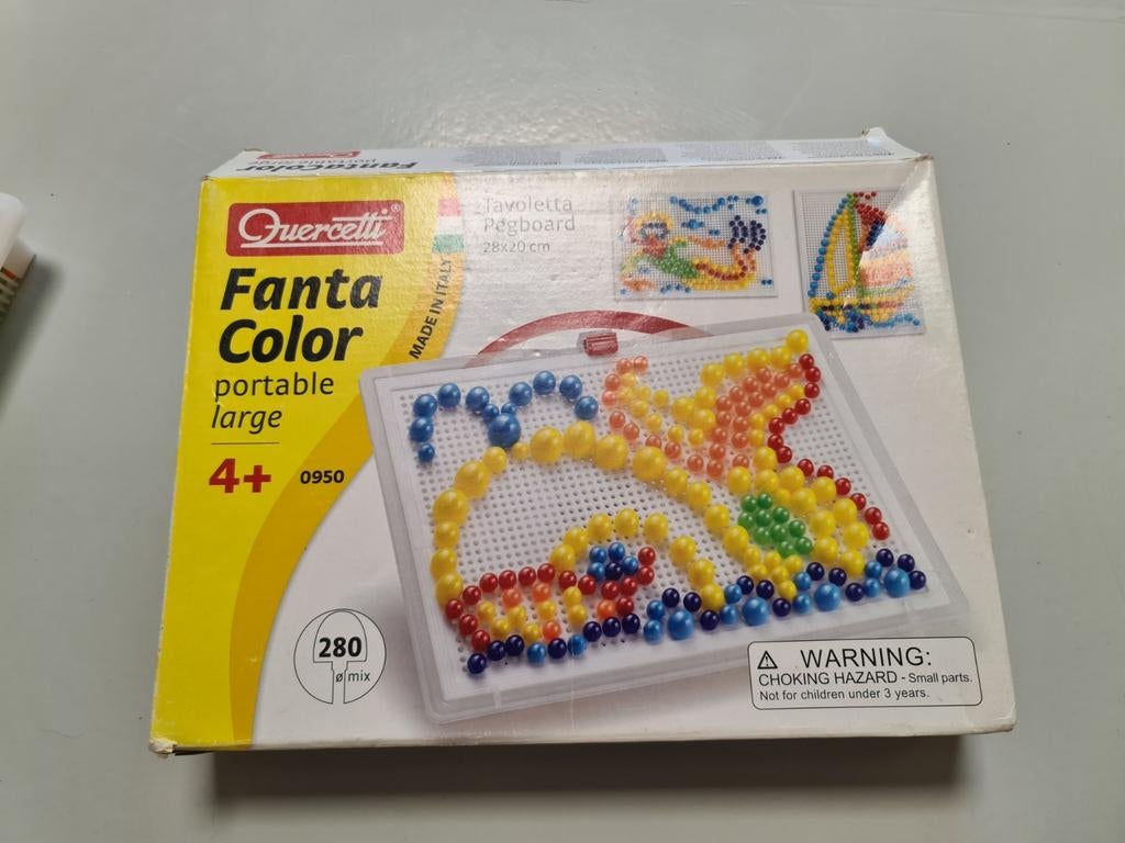 Tableau Fanta Color avec épingles, Enlèvement ou Envoi, Comme neuf, Autres types