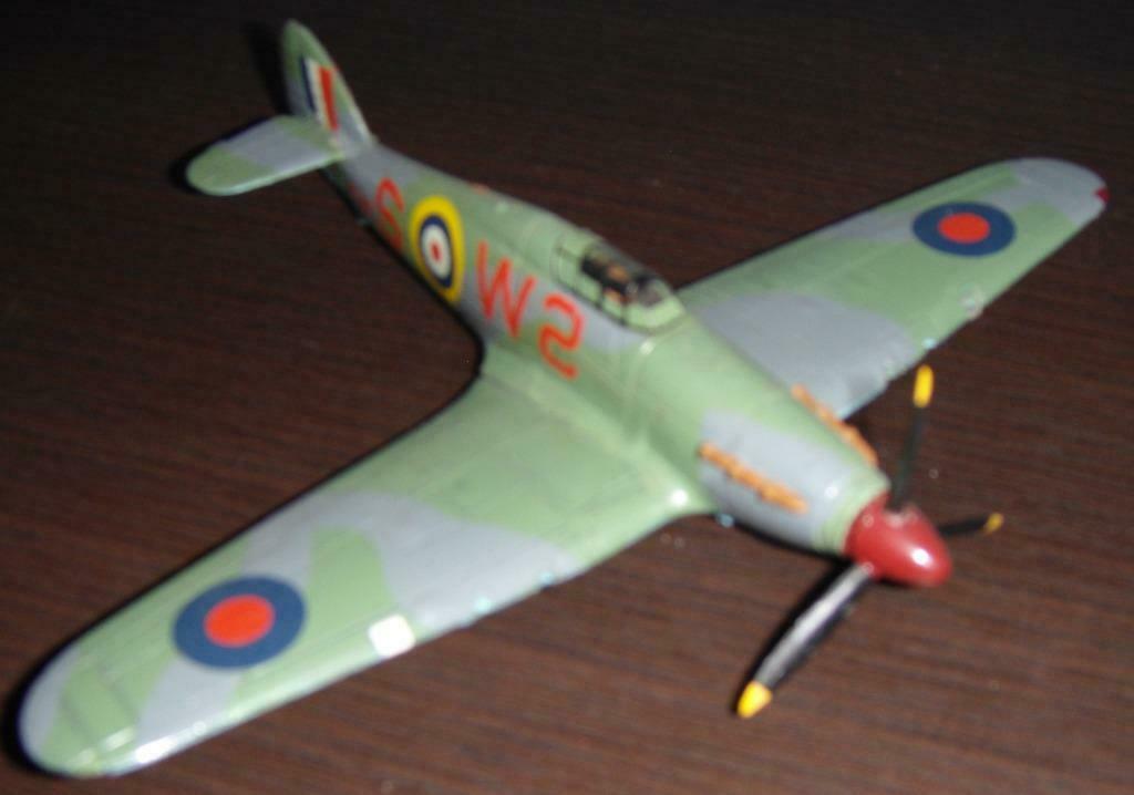 Maquette Hawker Hurricane MK II C, Heller 269, 1/72, 1988, Enlèvement ou Envoi, Utilisé, 1:50 à 1:144