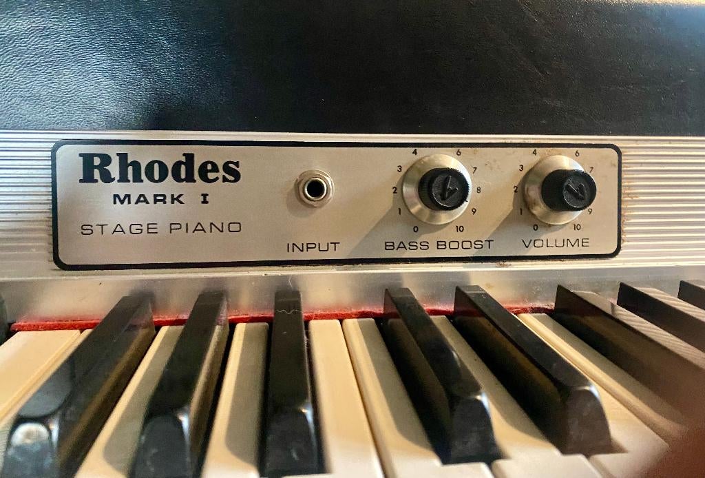 FENDER RHODES MARK 1 - januari 1977, Muziek en Instrumenten, Keyboards, Zo goed als nieuw, Overige aantallen, Overige merken, Aanslaggevoelig