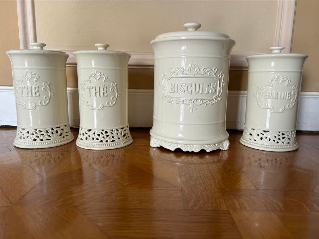 4 récipients pour le thé, la farine et des biscuits, Utilisé, Porcelaine, Récipient(s)