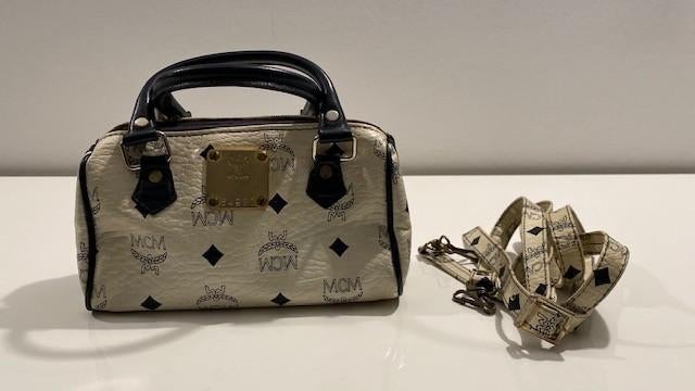 MCM witte kleine crossbody handtas, Enlèvement ou Envoi, Utilisé, Blanc, Sac à main