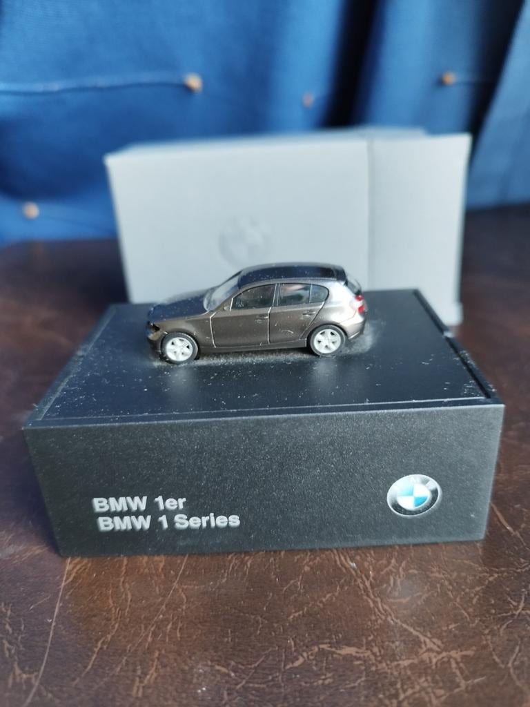 Miniature de collection BMW série 1, Ophalen of Verzenden, Zo goed als nieuw, Auto's