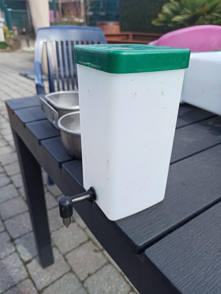 drinkfkes, Dieren en Toebehoren, Ophalen of Verzenden, Zo goed als nieuw
